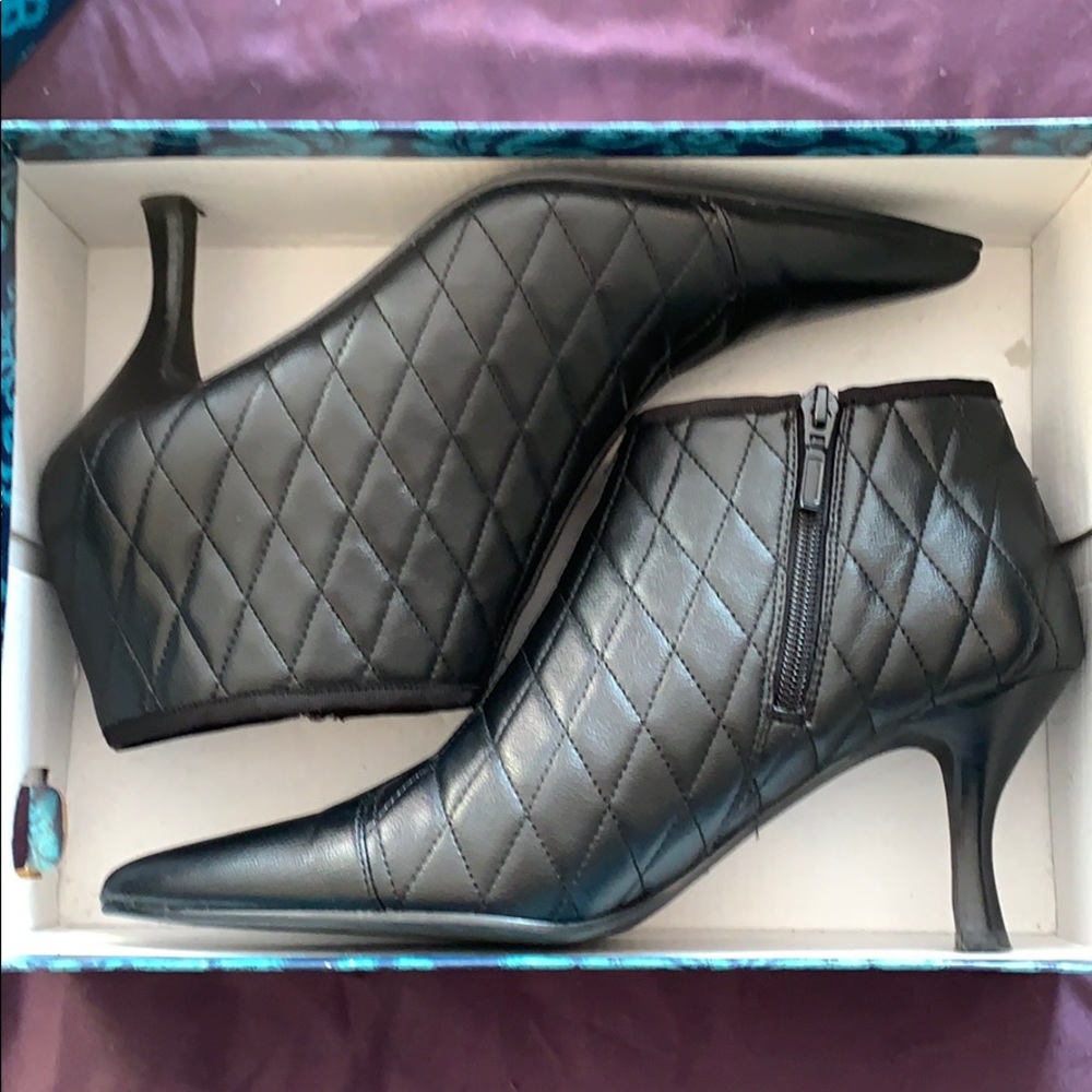 Black Quilted Boots